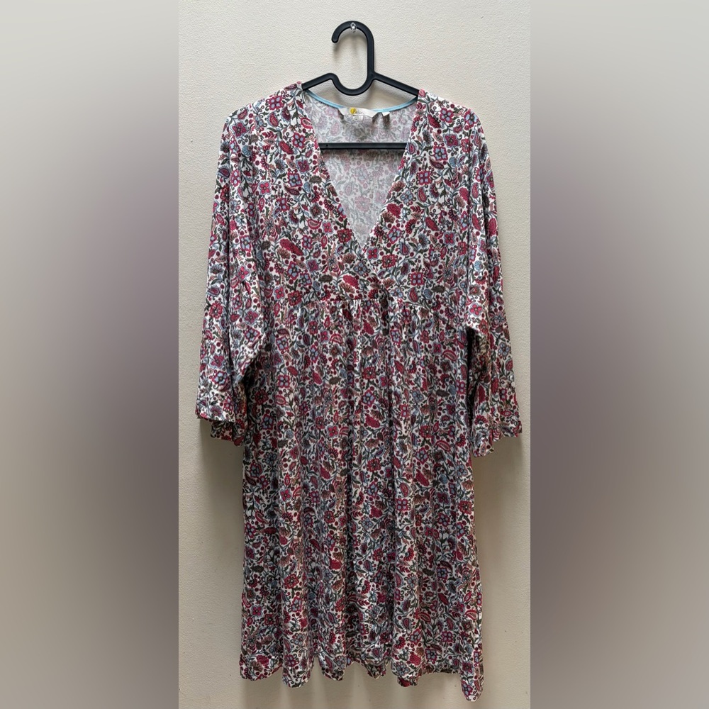 Boden Floral V-Neck Smocked-Waist Dress — White, Pink & Brown